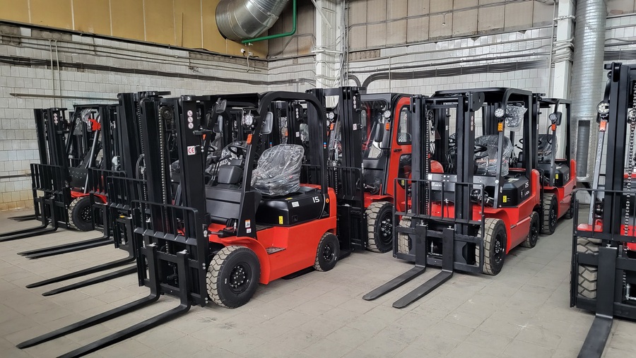 Тест-драйв складской техники на нашем складе в Новочебоксарске